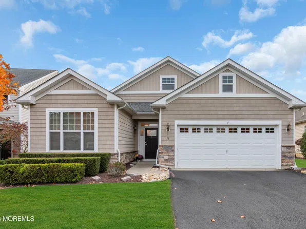 9 Day Star Road, Manalapan, NJ 07726