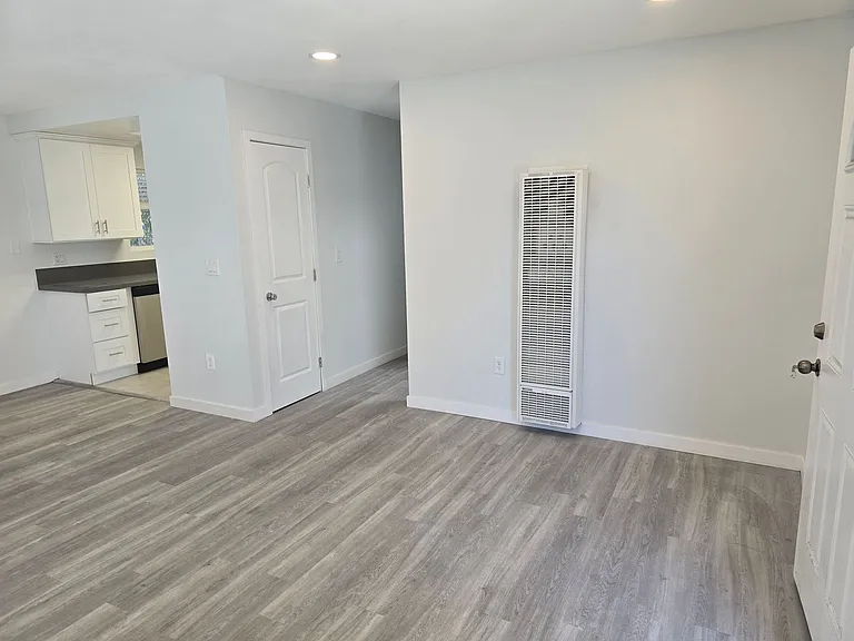 18651 Libra Cir — Photo 31