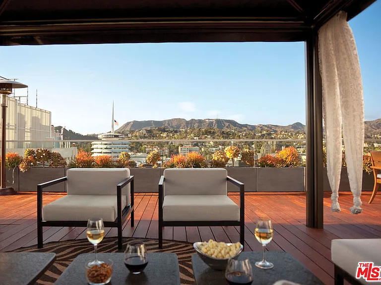6250 Hollywood Blvd #10N — Photo 38