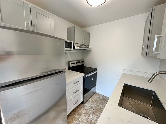 2nd image of 1707 13th Ave Unit B
