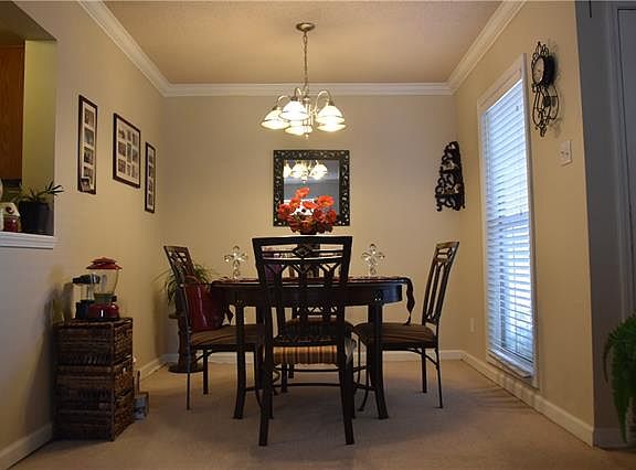 2nd image of 2511 Metairie Lawn Dr #317