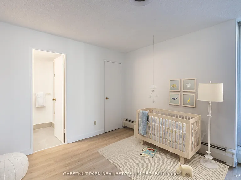30 Wellington St E #1006 — Photo 17