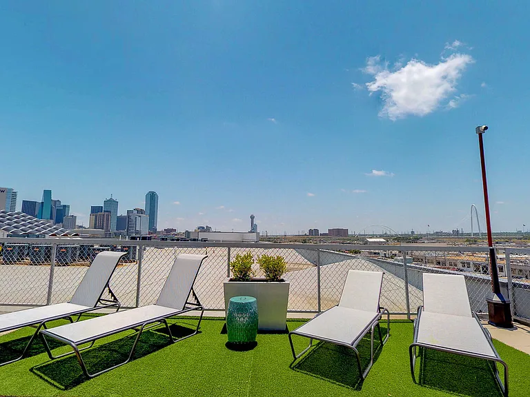 Trinity Loft — Photo 8