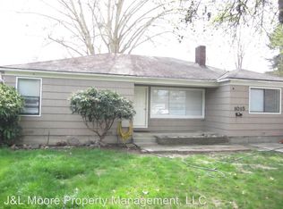 1015 Mount Pitt Ave, Medford, OR