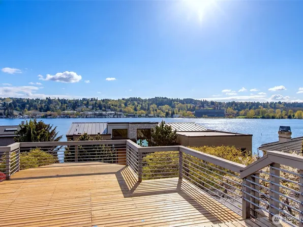 6924 96th Avenue SE, Mercer Island, WA 98040