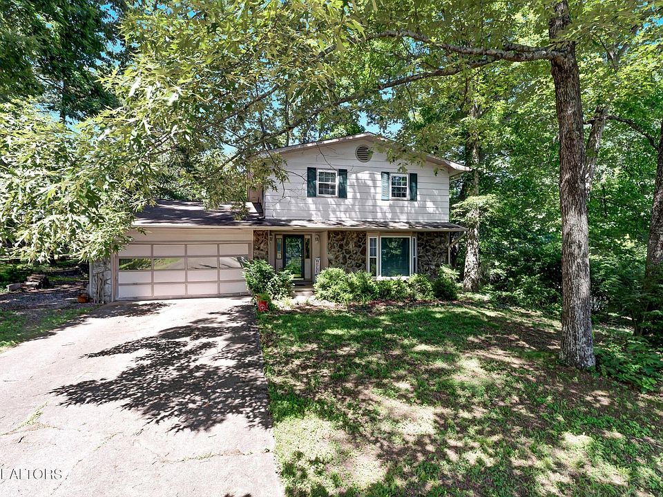 1st image of 11300 Twin View Dr