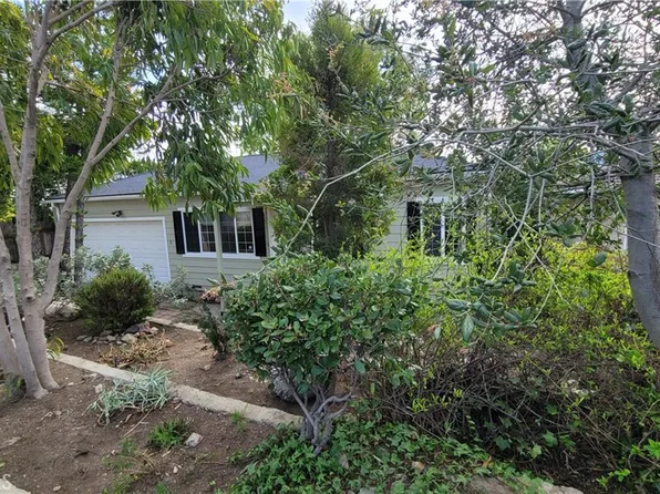 3000 Henrietta Ave, La Crescenta, CA 91214