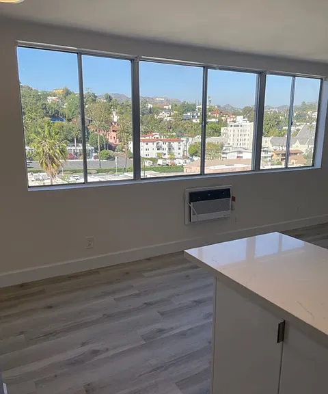 Madison Apartments — Photo 39