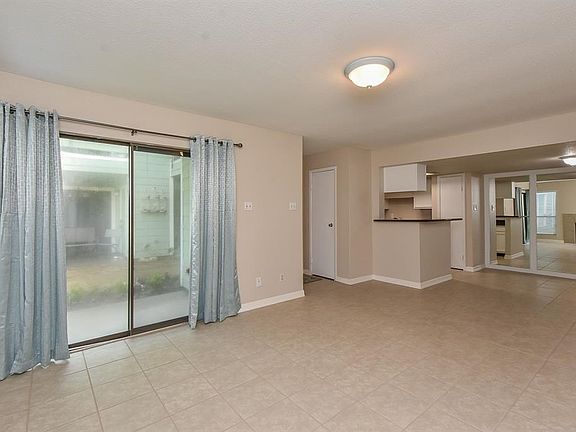 5th image of 14777 Wunderlich Dr APT 1207