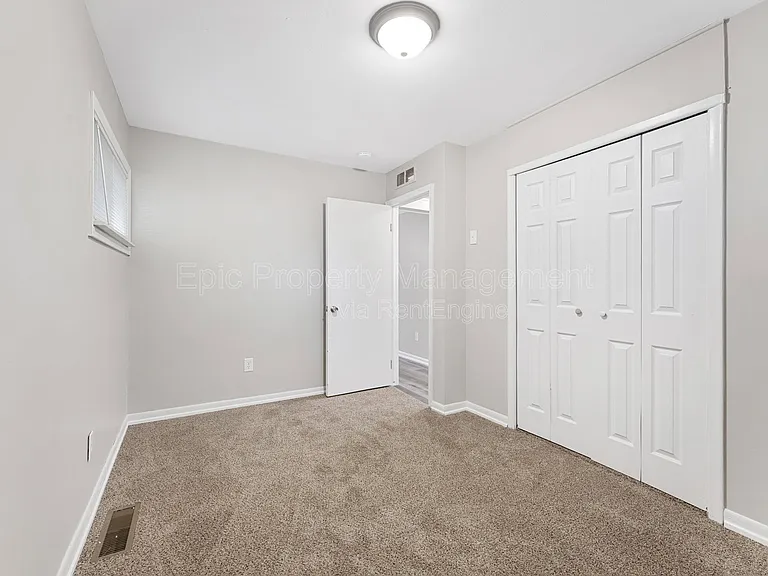 14069 Helen St — Photo 9