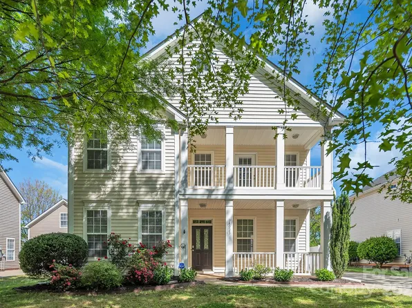 18023 Train Station Dr, Cornelius, NC 28031