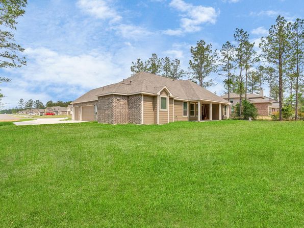 9846 Guadalupe St, Conroe, TX 77303