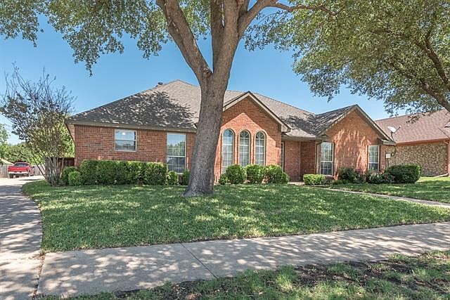1st image of 4517 Lake Hill Dr