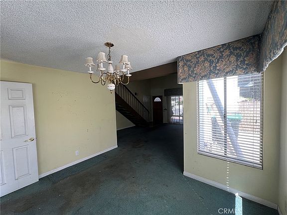 3rd image of 25852 Tree Top Rd