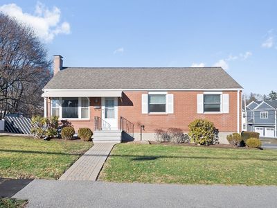 23 Doty St, Waltham, MA, 02452