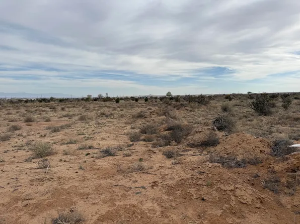 5 12th Ave NW, Rio Rancho, NM 87144