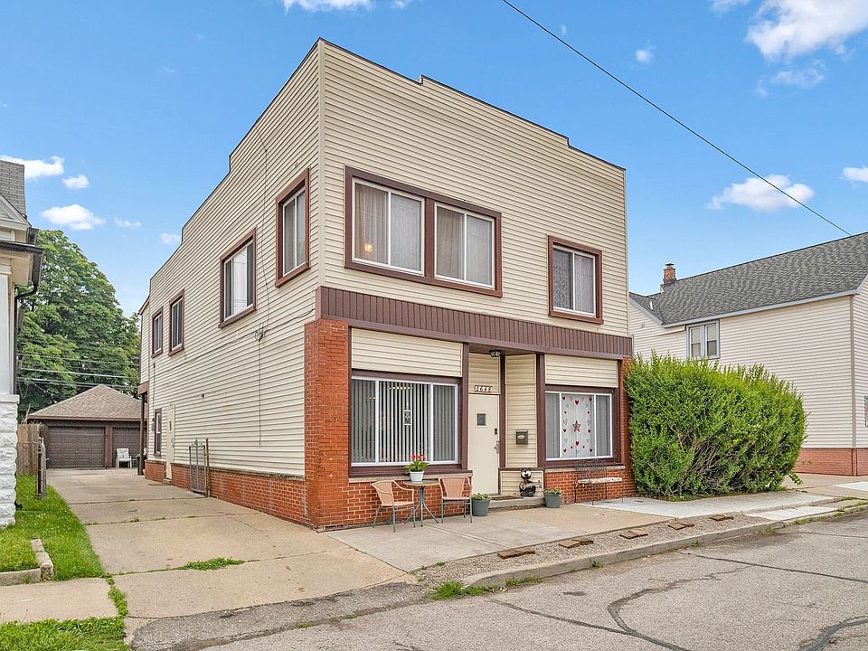 1st image of 2648 10th St