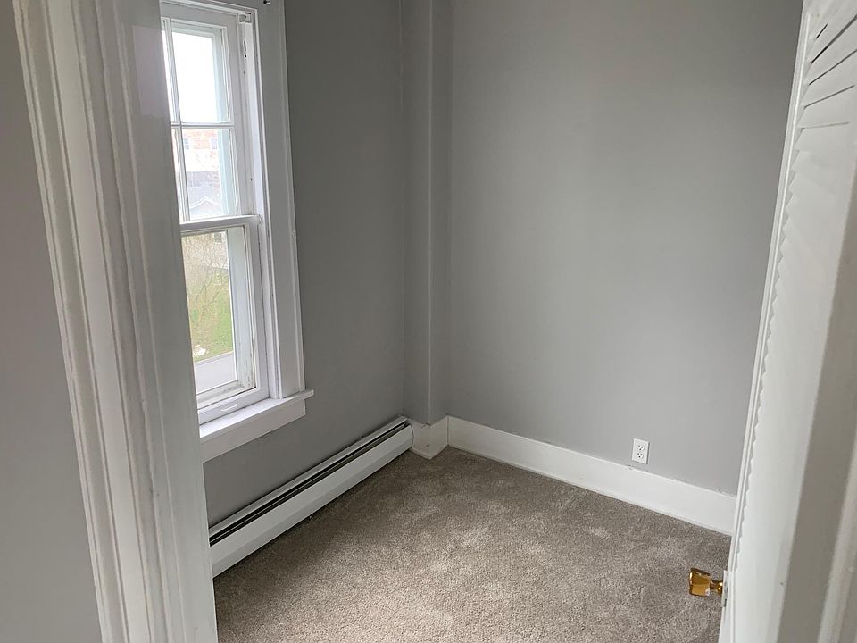 140 W Front St, Perrysburg, OH 43551 Zillow