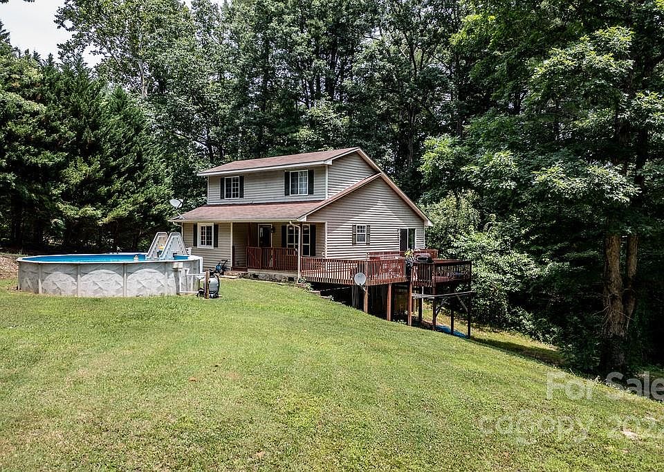 1st image of 1024 Benfield Woods