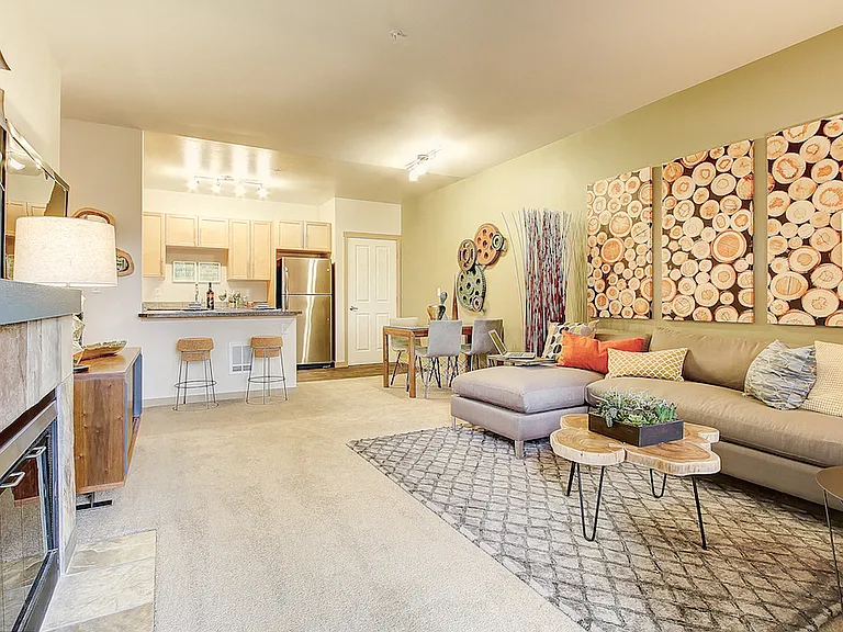 Newberry Square Apartments — Photo 4