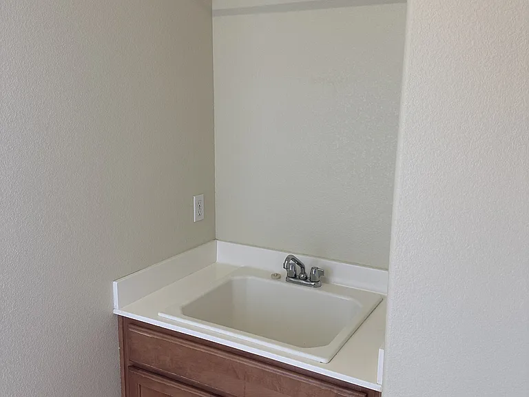 274 Finchwood Dr — Photo 15