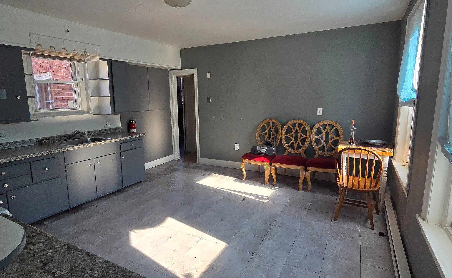 1 bed, 1.0 bath, 800 sqft, $1,200 — Photo 3