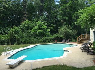 151 Rideout Rd, Hollis, NH 03049