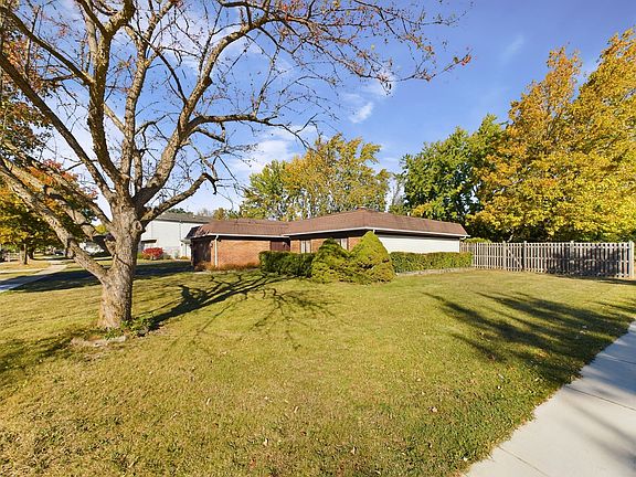 2nd image of 1700 Shorewood Dr W