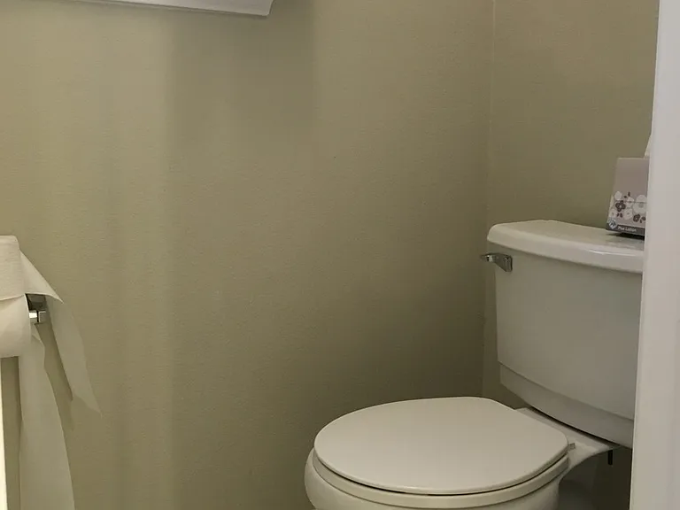 824 Cross Branch Dr — Photo 13