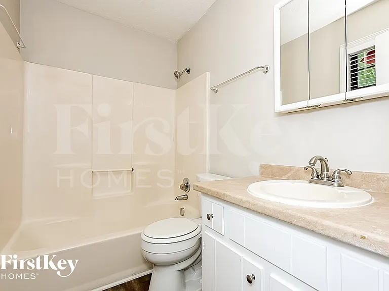 466 Birch Ln SE — Photo 9