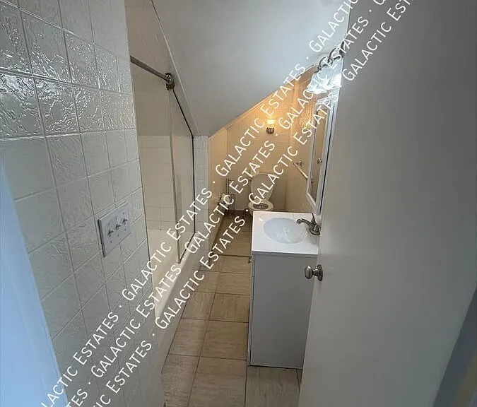 389 Boynton St #2 — Photo 22