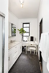 Rented by Gazal International Brokerage Group