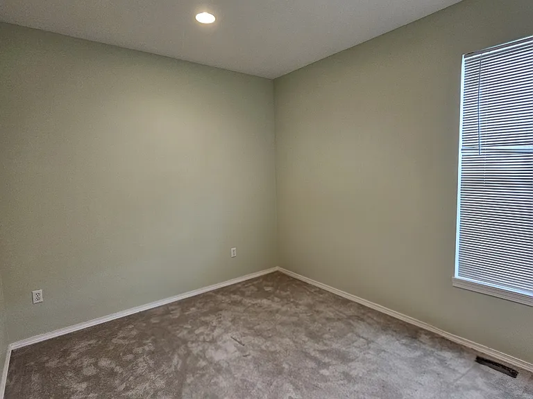 4453 Tolt Ave #B — Photo 5