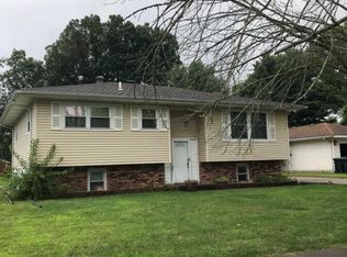2966 Glenwood St, Portage, IN 46368