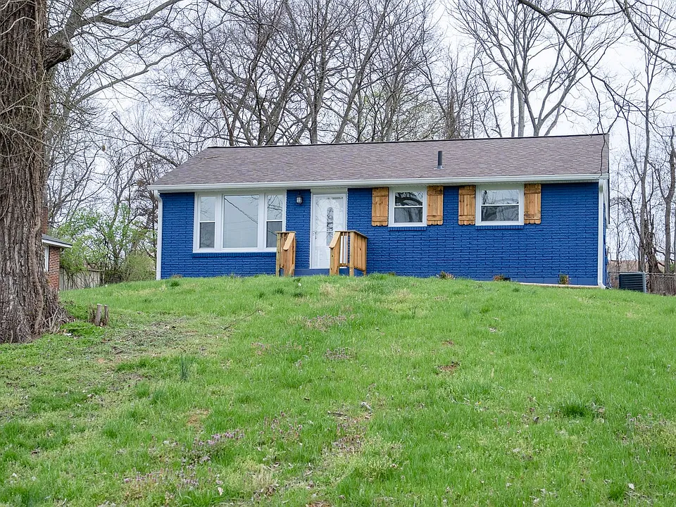 3914 Creekside Dr