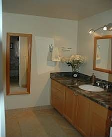 3rd image of 215 N Kenwood St APT 307