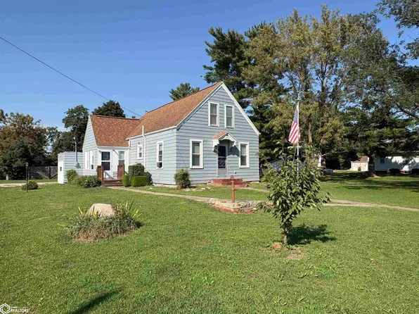 409 W Cherry St, Salem, IA 52649
