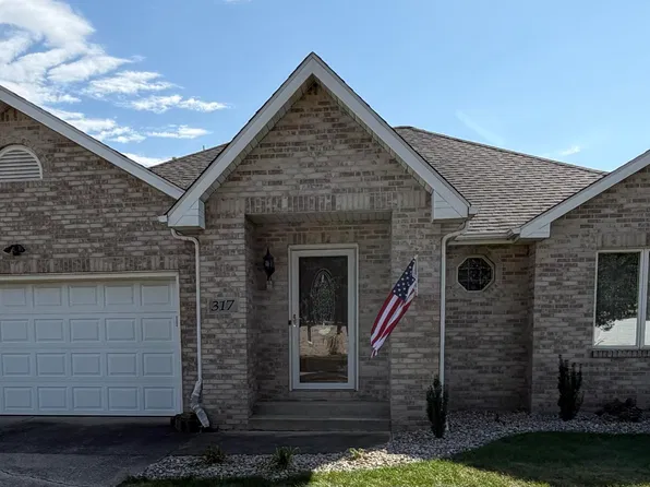 317 9th Cir SE, Demotte, IN 46310