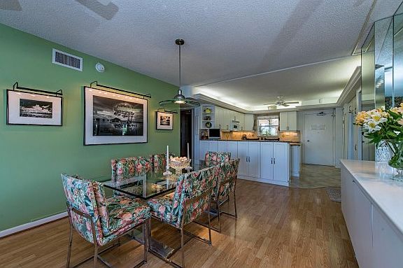 3rd image of 1204 Edington Pl APT C102
