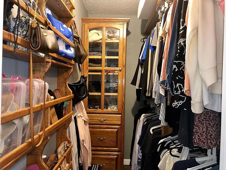 Master Walk in Closet
