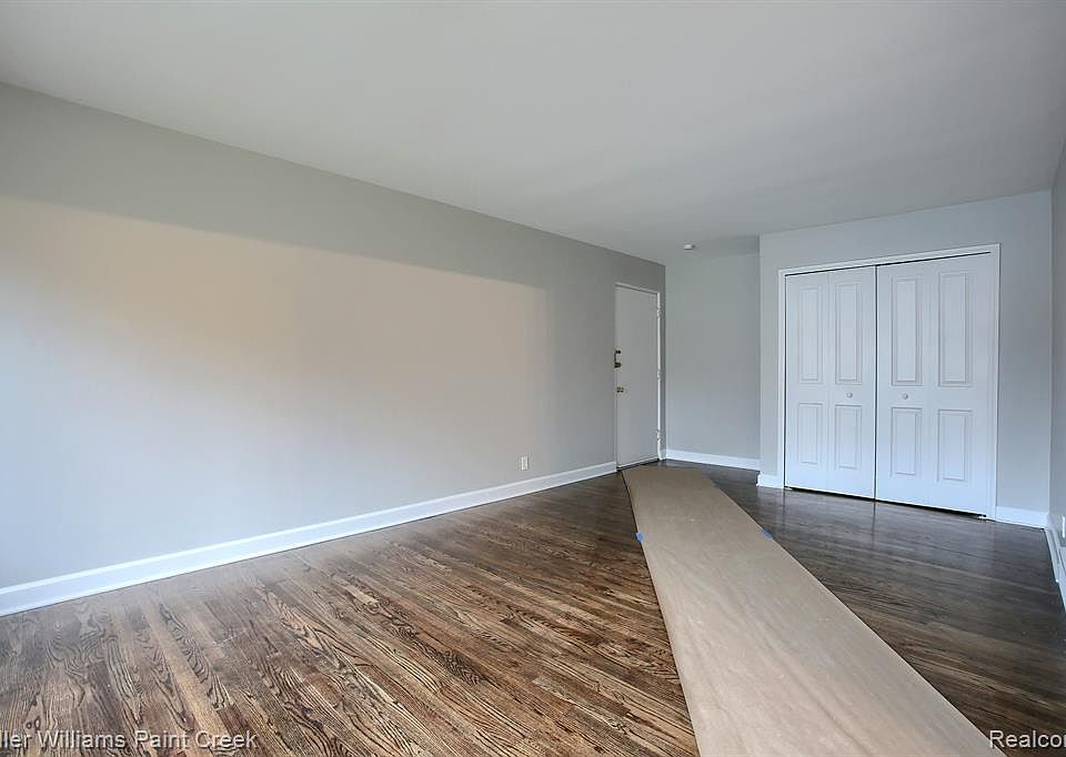 347 N Eton St Apt 20, photo 3