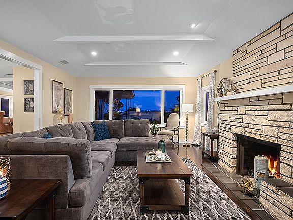 3rd image of 3029 Nichols St