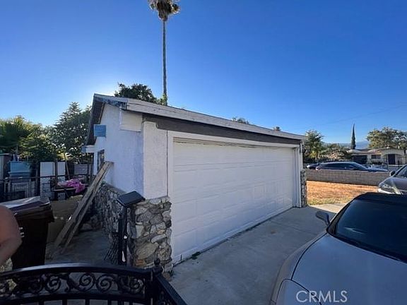 2nd image of 16118 Cadwell St