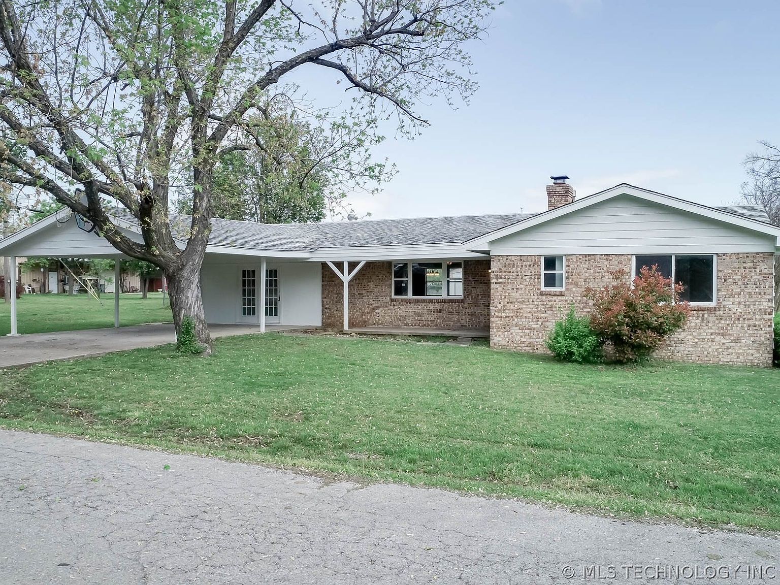 2102 Western Dr, Skiatook, OK 74070 Zillow