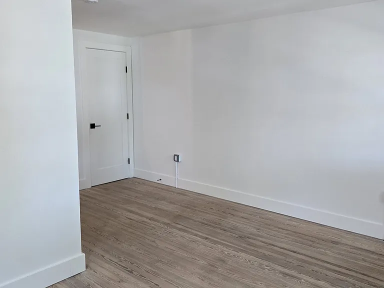 1401 Charles St #A — Photo 17