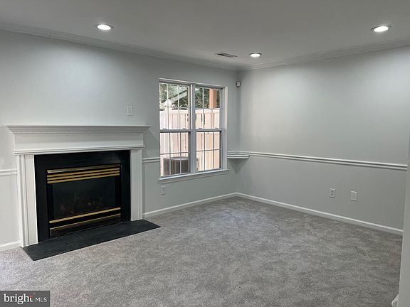 4th image of 625 Barton Run Blvd