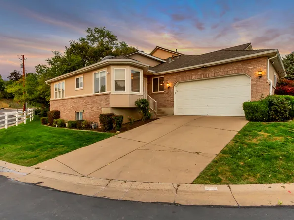 979 Brook Haven Dr, Kaysville, UT 84037