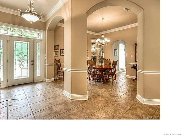 4th image of 4943 Old Oak Dr