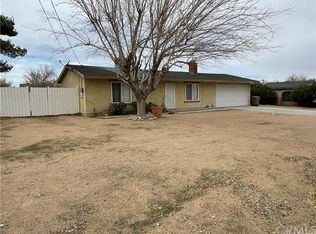 10738 Oakwood Ave, Hesperia, CA 92345