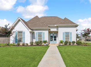 7065 Ring Neck Dr, Madisonville, LA 70447